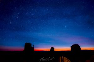 Monument-Valley-Morning-glory-IMG_1231-4.jpg